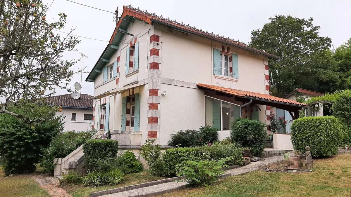 Maison à SAINT-AULAYE