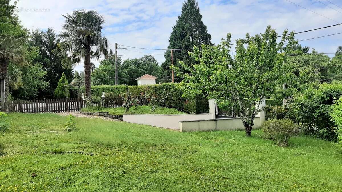 Maison à SAINT-AULAYE