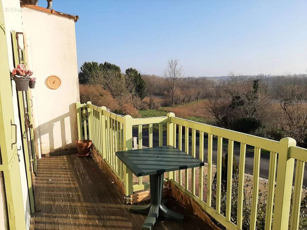 Maison à AUBETERRE-SUR-DRONNE