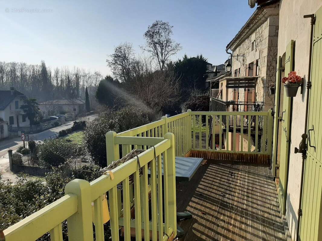 Maison à AUBETERRE-SUR-DRONNE