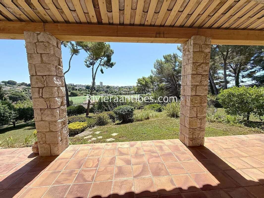 Maison à ANTIBES