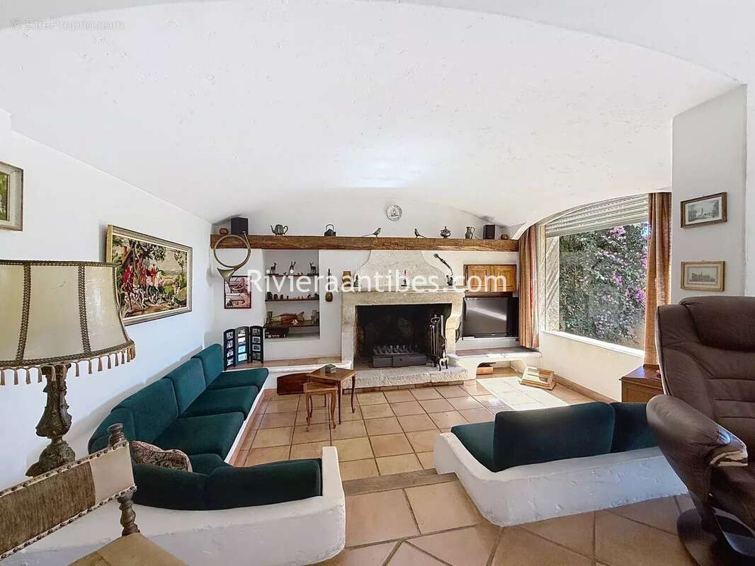 Maison à ANTIBES