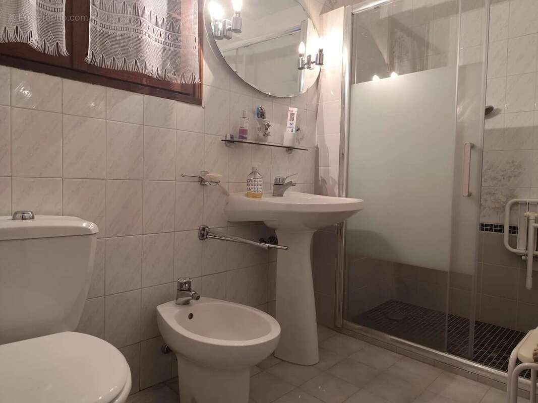 Appartement à ROURE