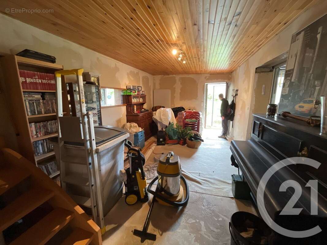 Maison à ENTRAINS-SUR-NOHAIN