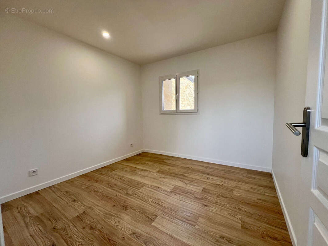 Maison à SAINT-EMILION