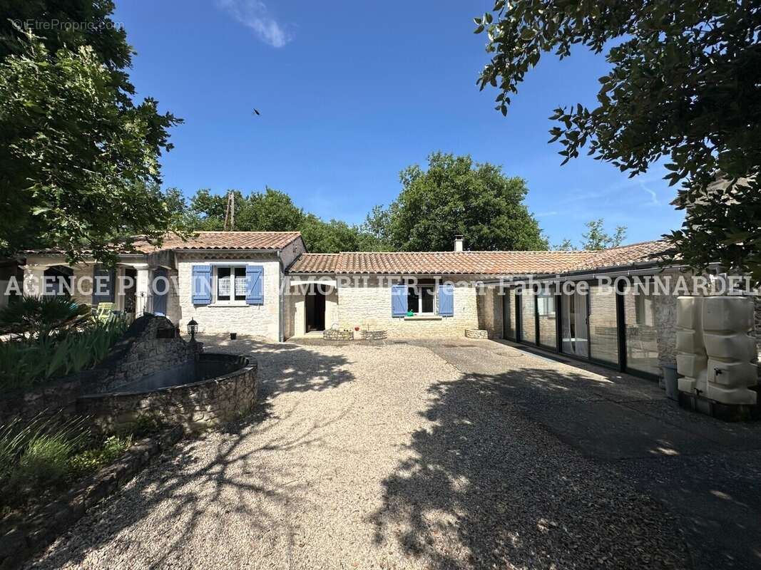 Maison à CHANTEMERLE-LES-GRIGNAN