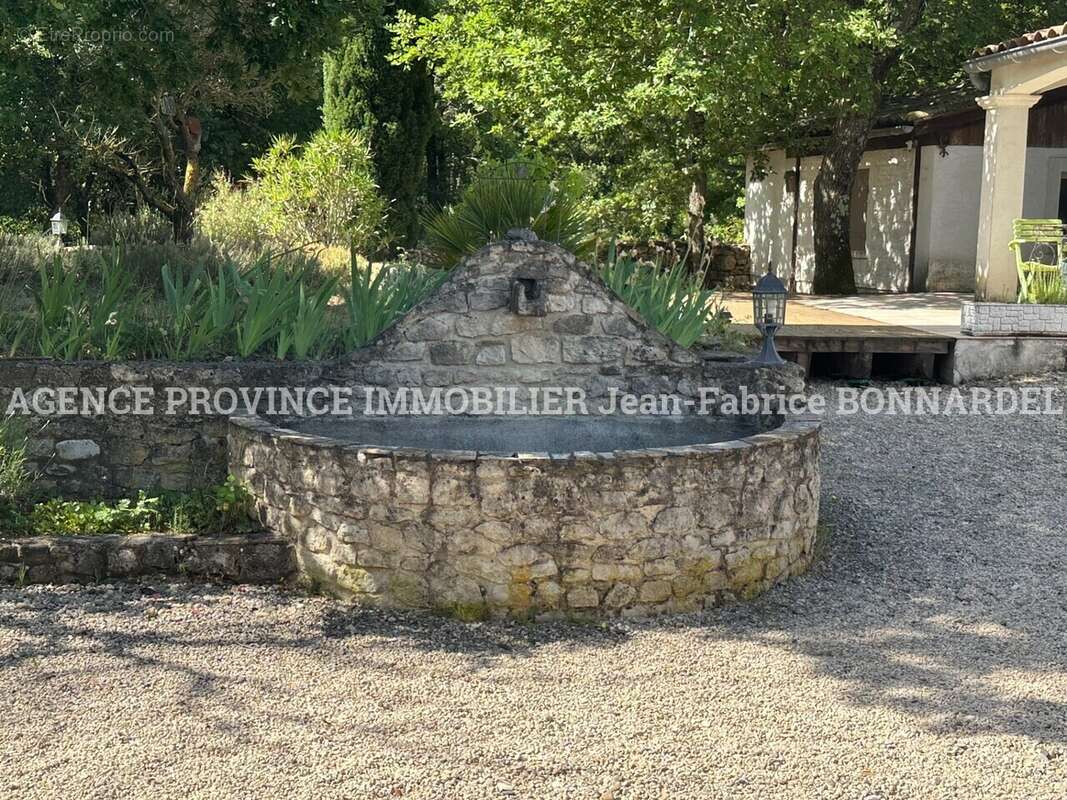 Maison à CHANTEMERLE-LES-GRIGNAN