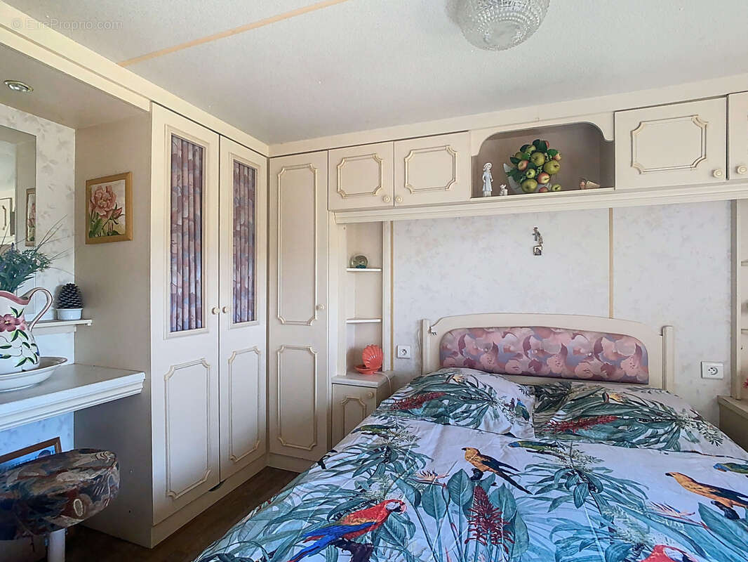 Maison à SAINT-GEORGES-DE-LA-RIVIERE