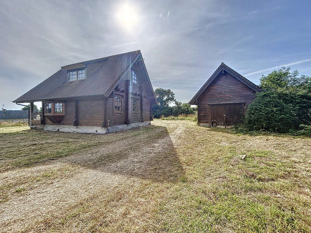 Maison à SORTOSVILLE-EN-BEAUMONT