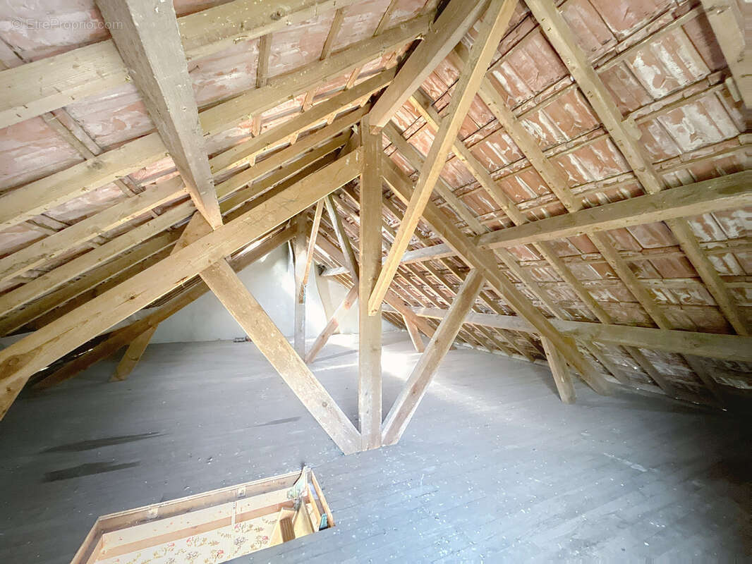 Maison à SAINT-JEAN-DE-LA-RIVIERE