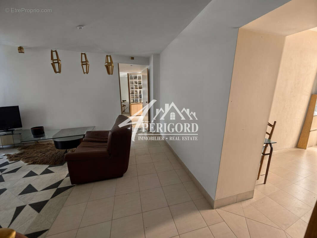 Appartement à LALINDE