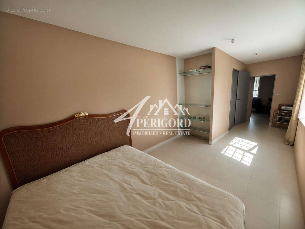 Appartement à LALINDE