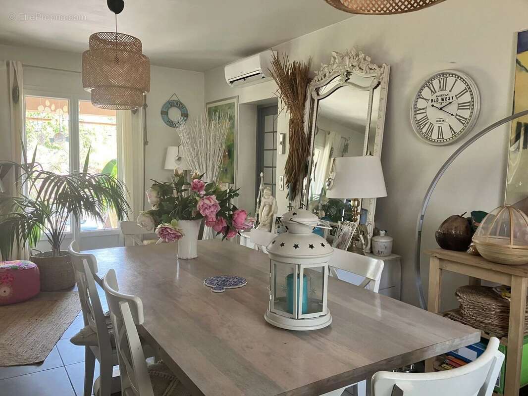 Maison à LE CANNET-DES-MAURES