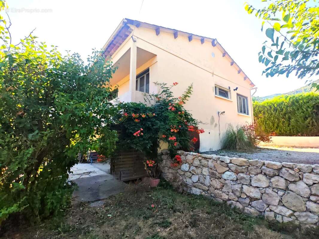 Maison à VILLARS-SUR-VAR