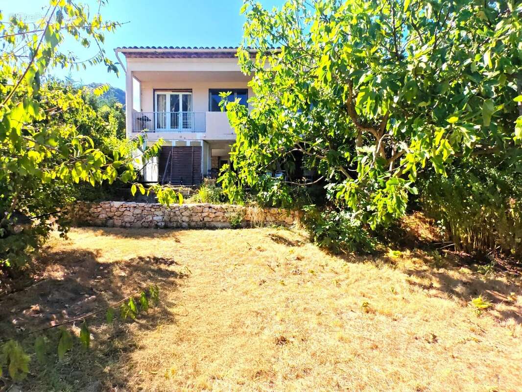 Maison à VILLARS-SUR-VAR