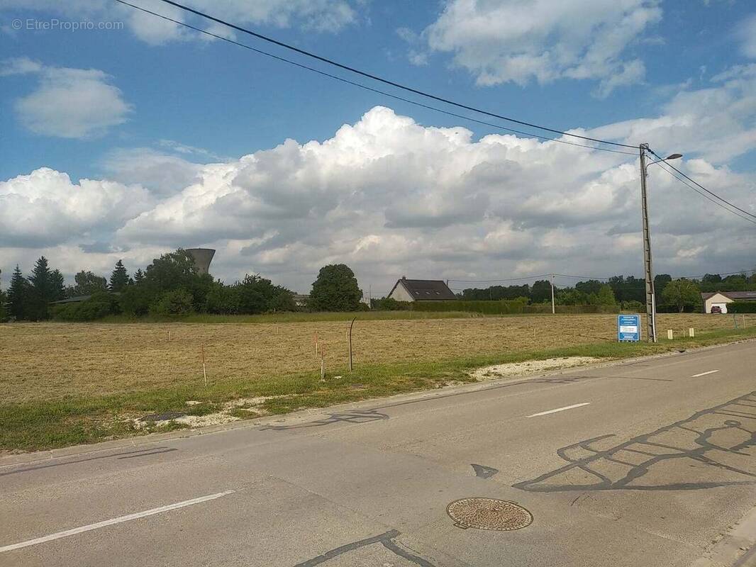 Terrain à PLANCY-L&#039;ABBAYE