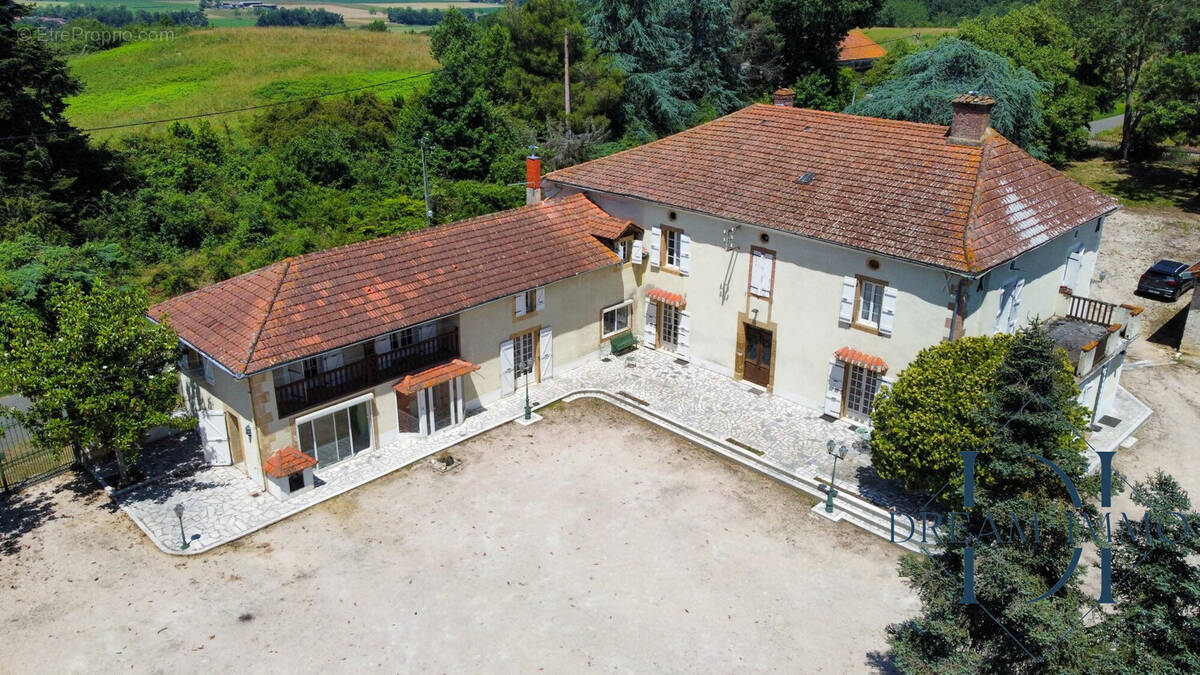 Maison à MIELAN