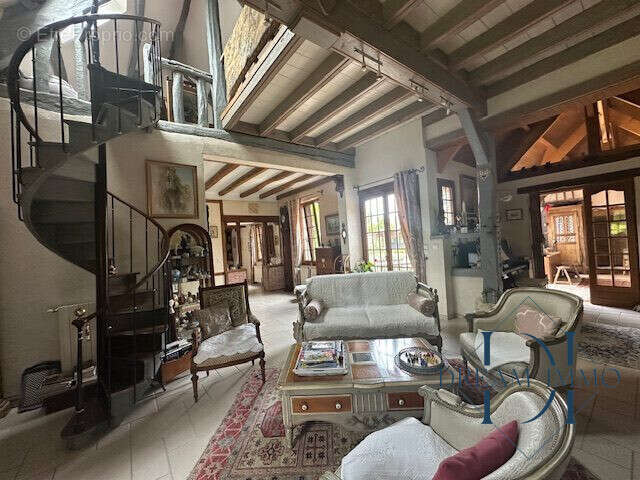 Salon maison principale. - Maison à PANILLEUSE