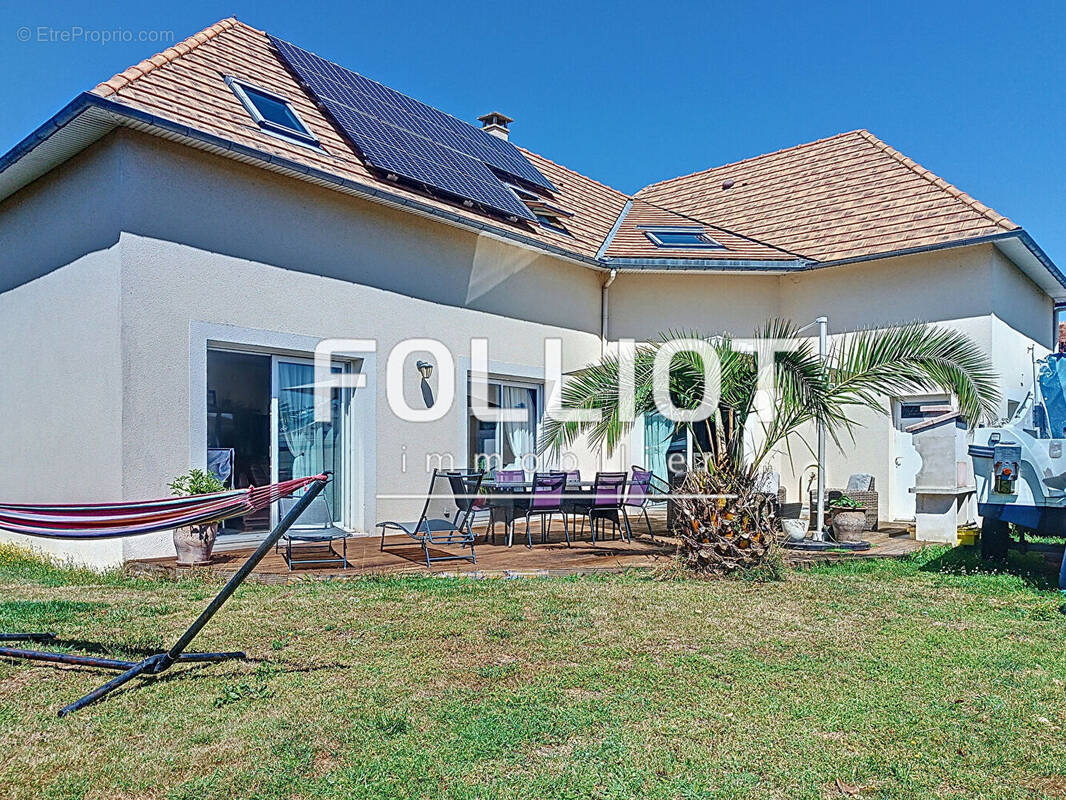 Maison à VER-SUR-MER