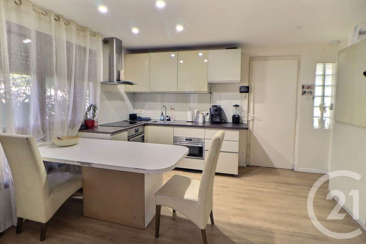 Maison à AULNAY-SOUS-BOIS