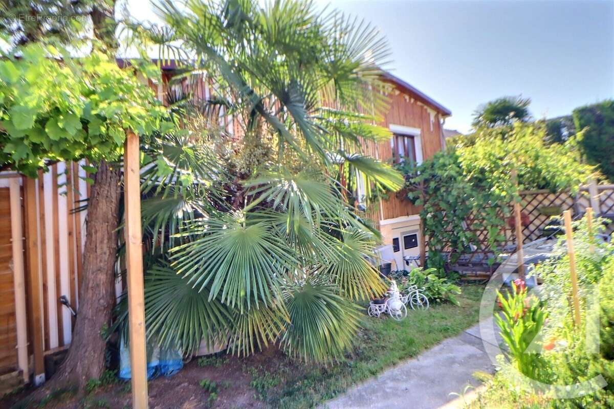 Maison à AULNAY-SOUS-BOIS