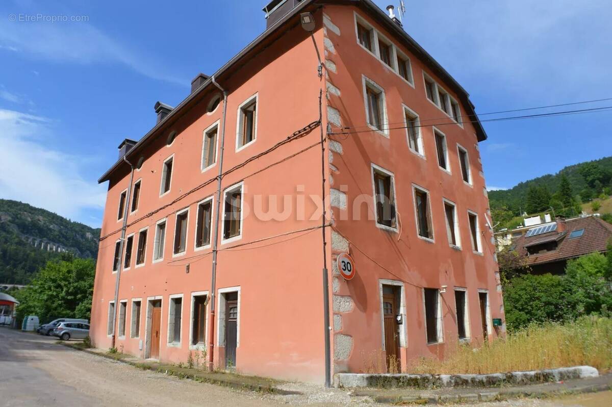 Appartement à LA MOUILLE