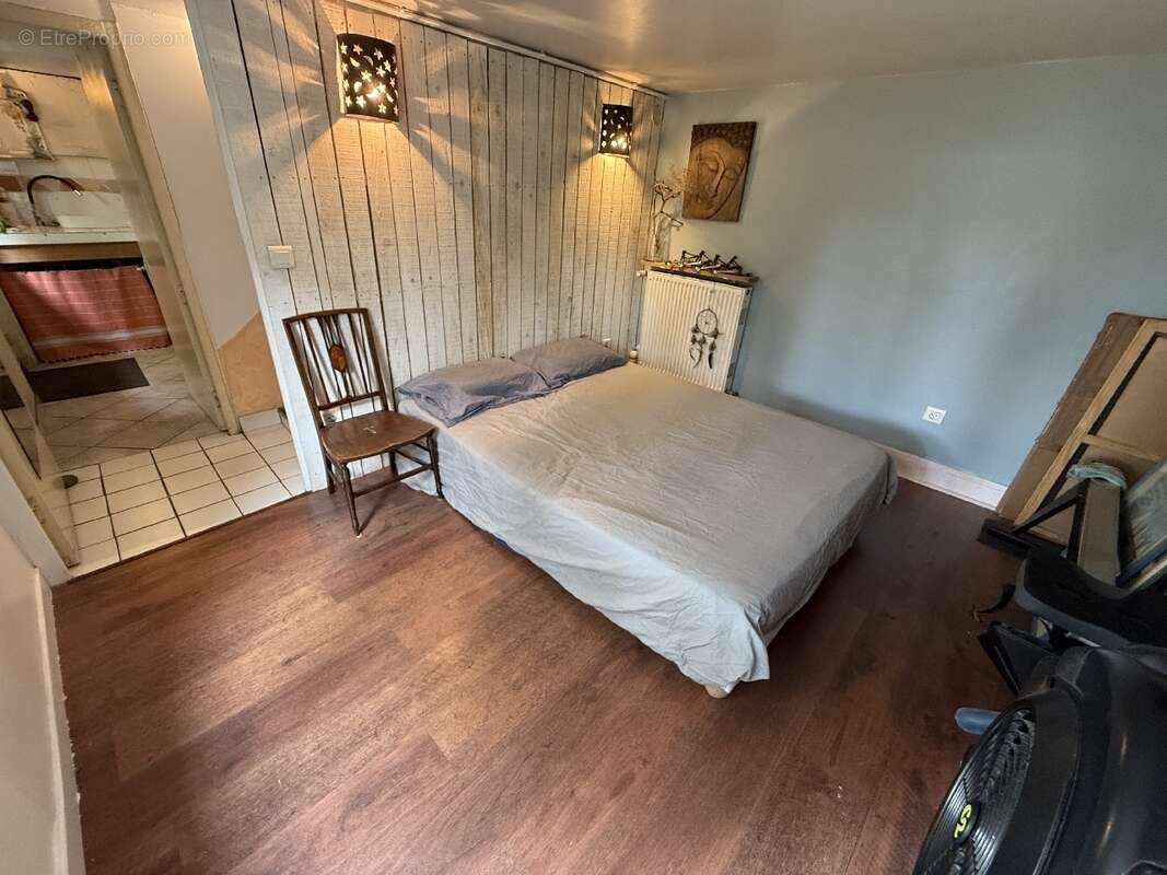 Maison à LE PERREUX-SUR-MARNE