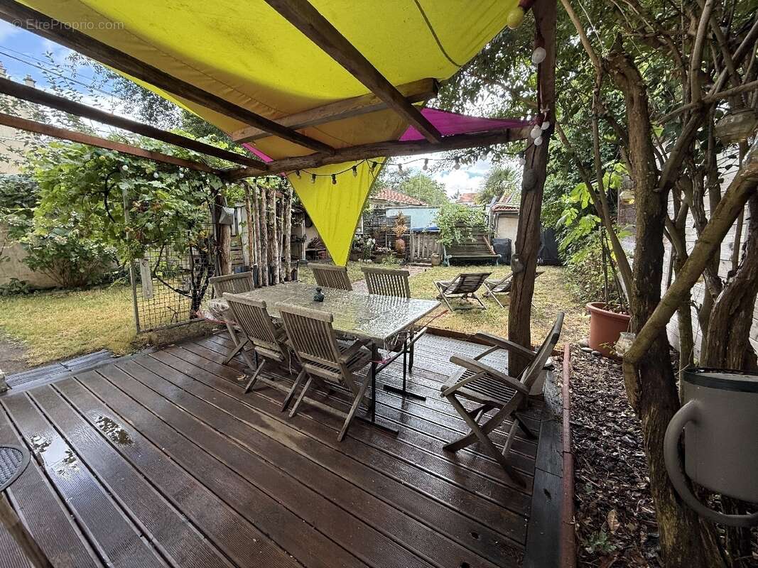 Maison à LE PERREUX-SUR-MARNE