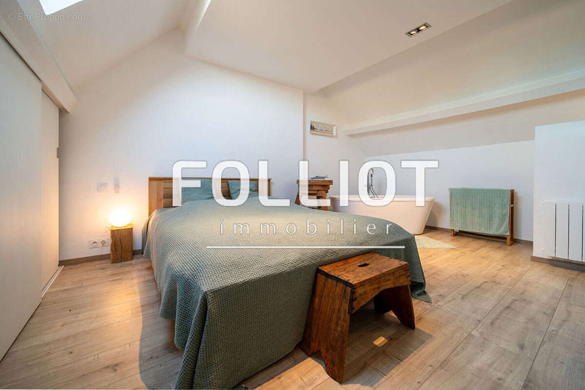 Maison à LES MOITIERS-D&#039;ALLONNE