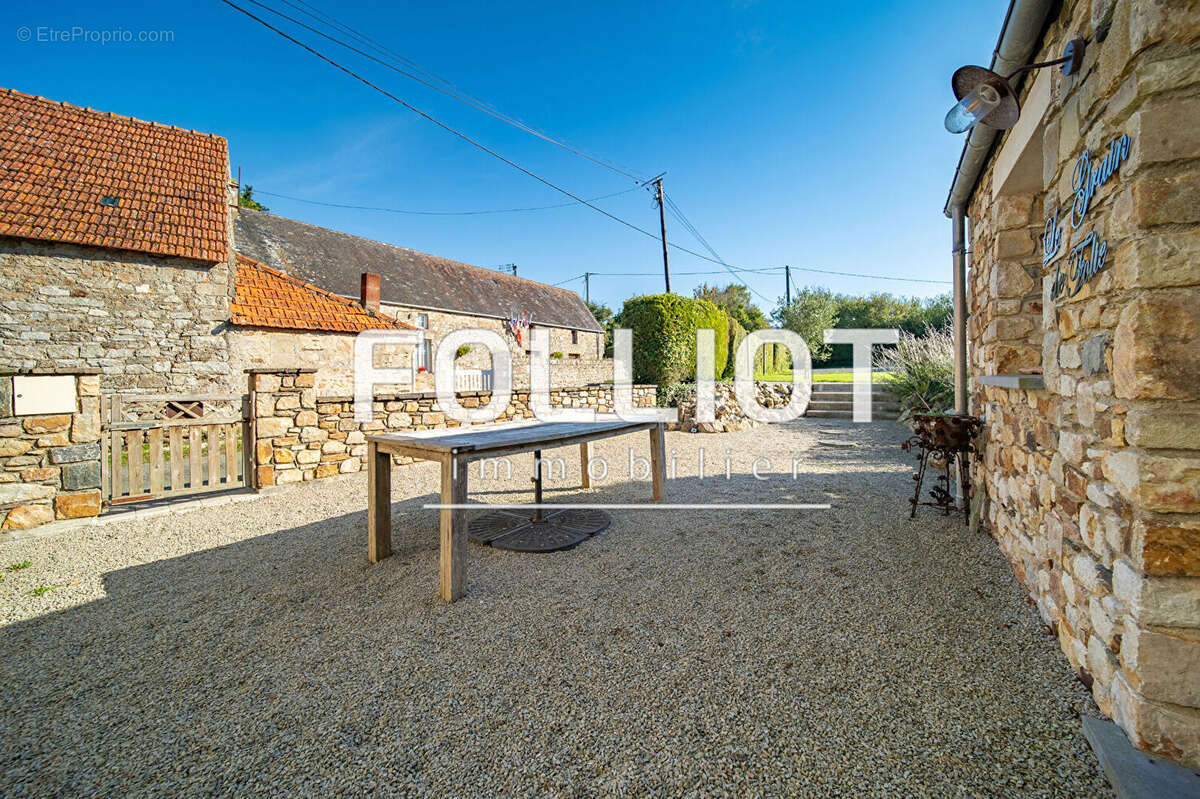 Maison à LES MOITIERS-D&#039;ALLONNE