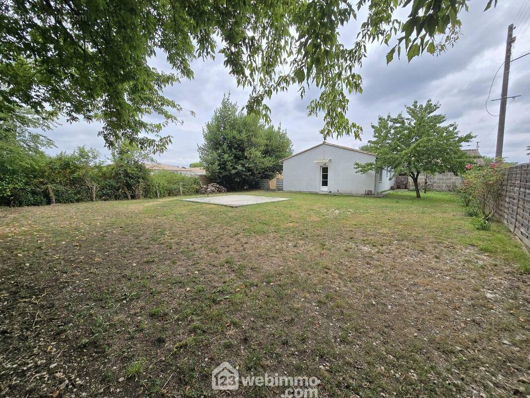 Le tout sur un agréable terrain - Maison à LE PIAN-MEDOC