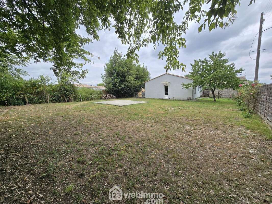 Le tout sur un agréable terrain - Maison à LE PIAN-MEDOC