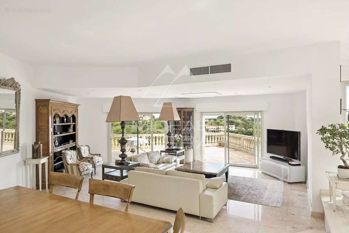 Maison à CAGNES-SUR-MER