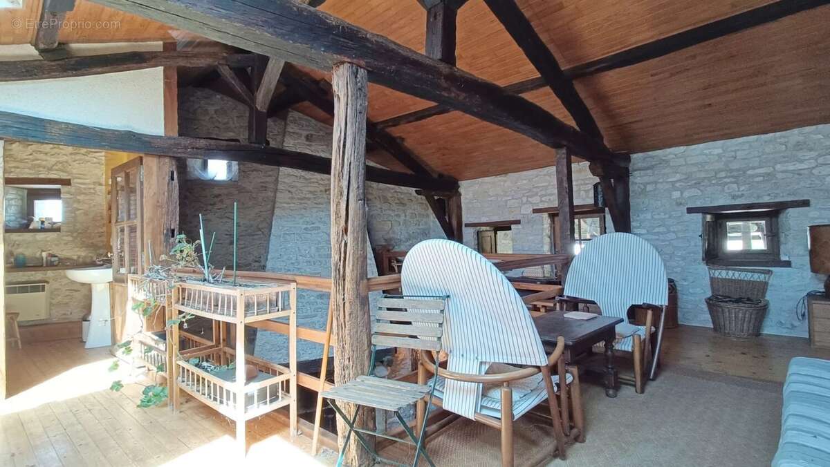 Maison à LA GRIMAUDIERE