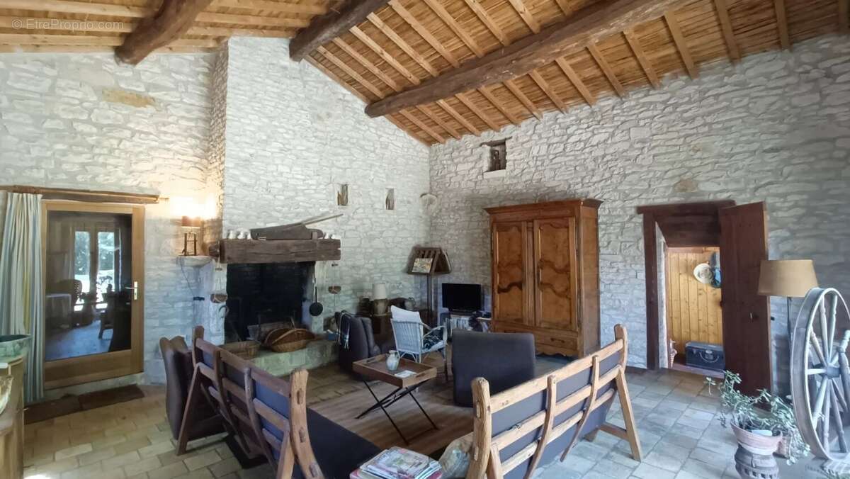 Maison à LA GRIMAUDIERE