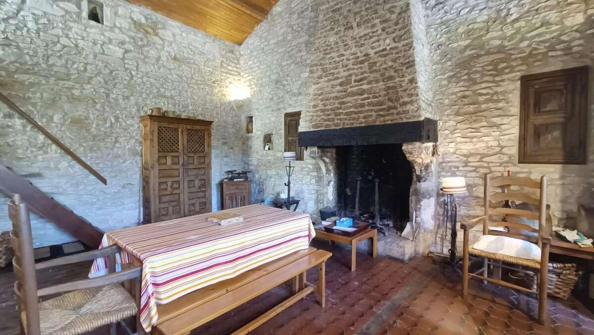 Maison à LA GRIMAUDIERE