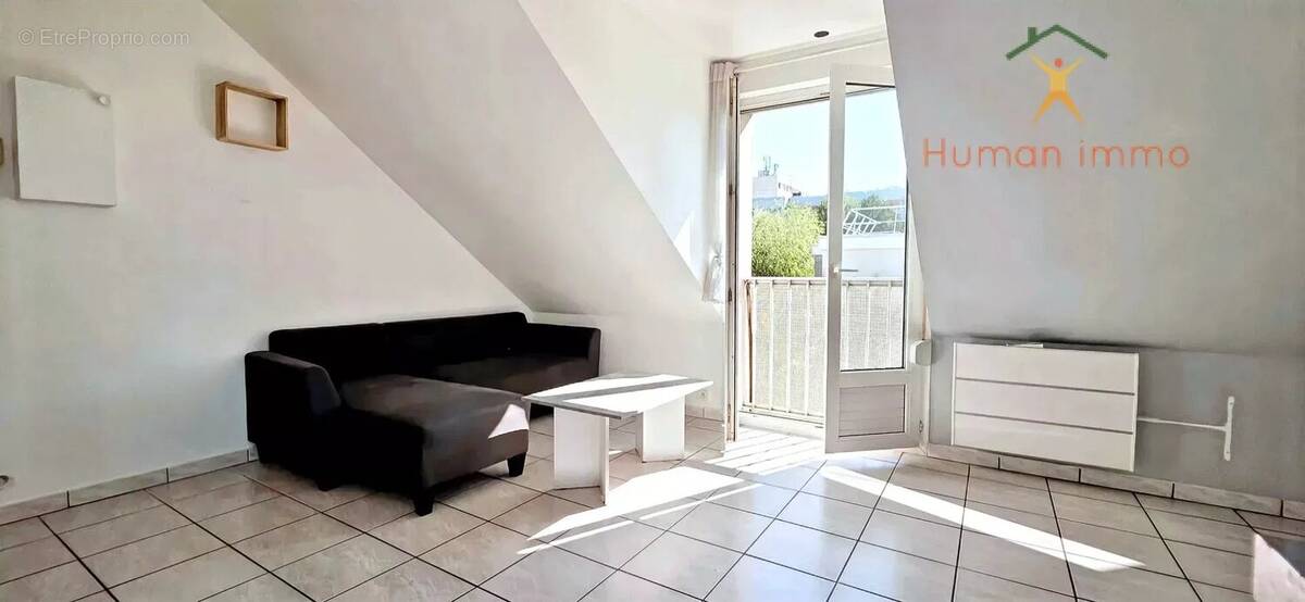 Appartement à MORANGIS