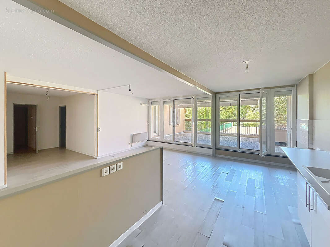 Appartement à AIX-EN-PROVENCE