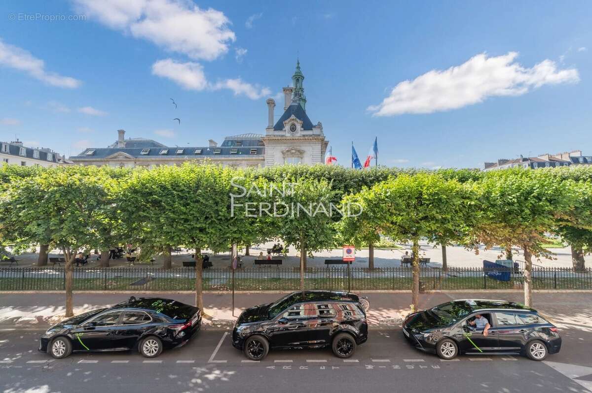 Appartement à LEVALLOIS-PERRET