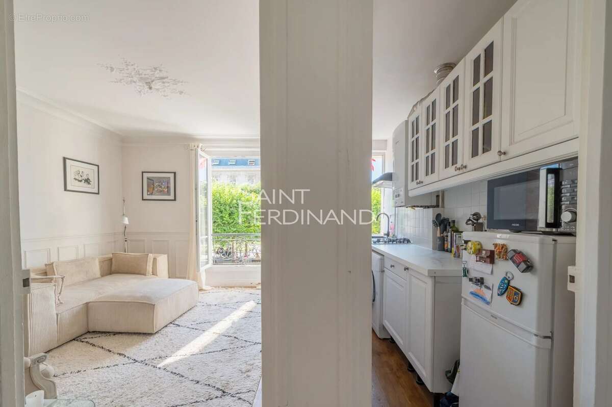 Appartement à LEVALLOIS-PERRET