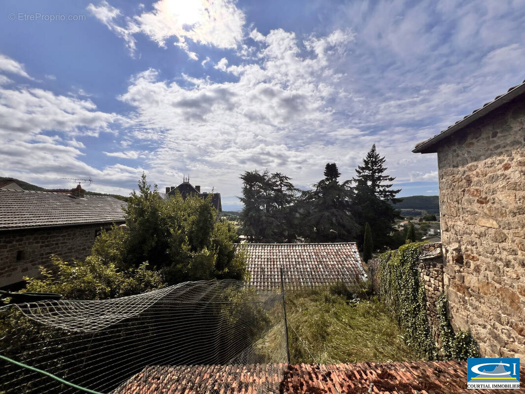 Maison à SAINT-FELICIEN