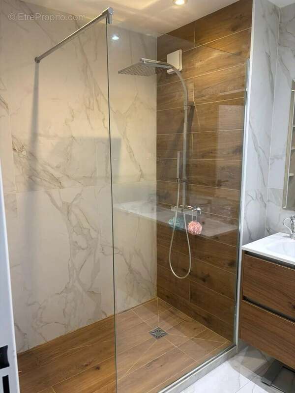 Appartement à MARSEILLE-9E