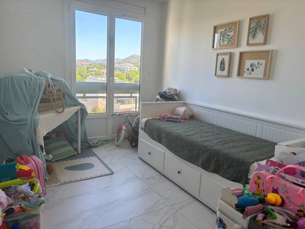 Appartement à MARSEILLE-9E