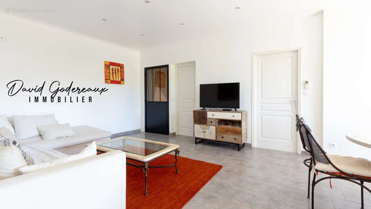 Appartement à FREJUS