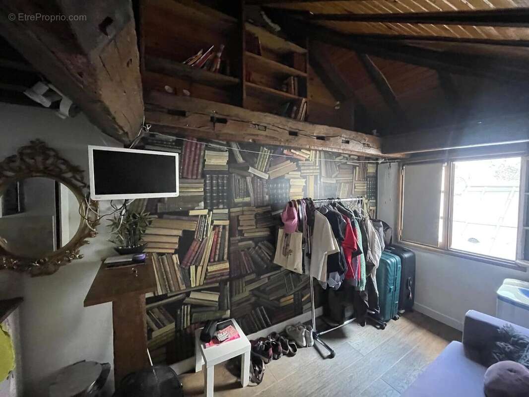 Appartement à PARIS-3E