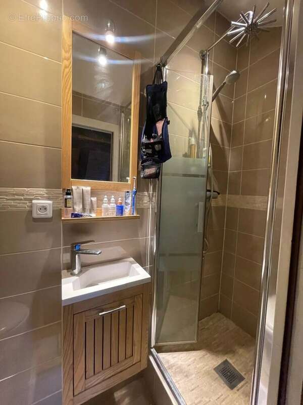 Appartement à PARIS-3E