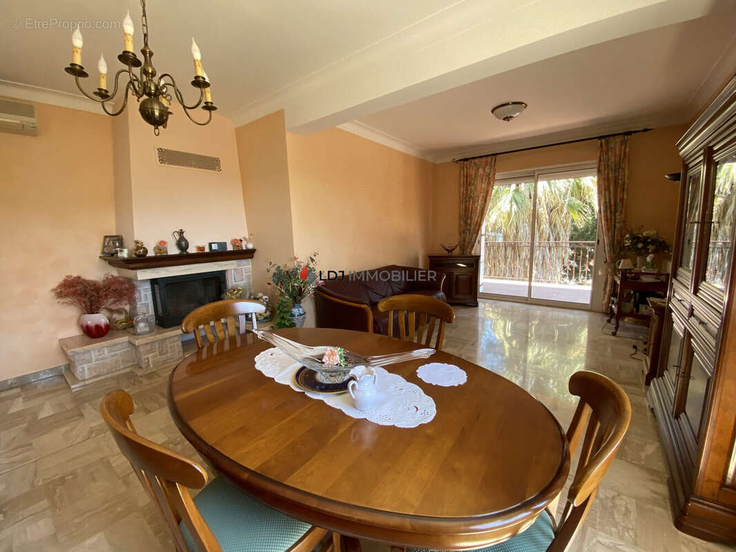 Maison à VILLELONGUE-DE-LA-SALANQUE