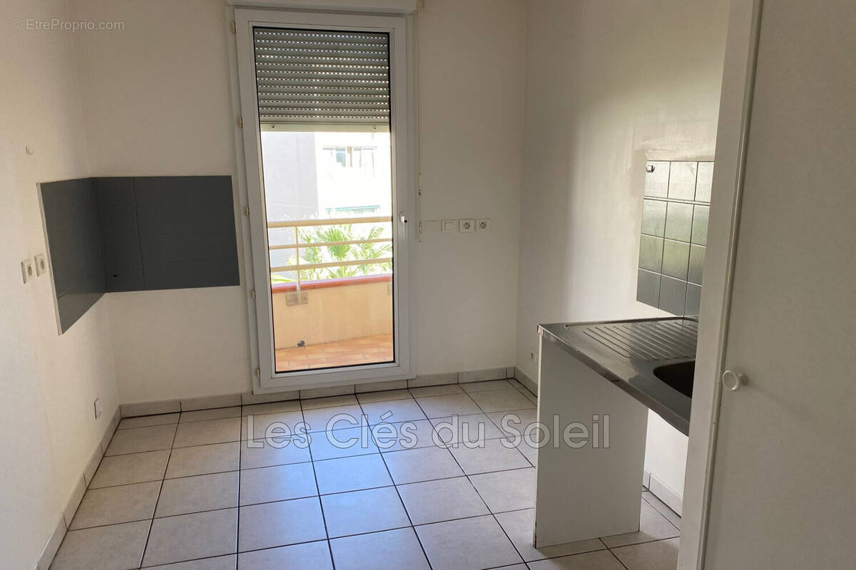 Appartement à HYERES