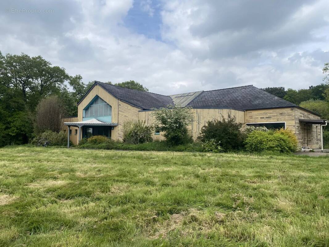 Maison à LES BRULAIS