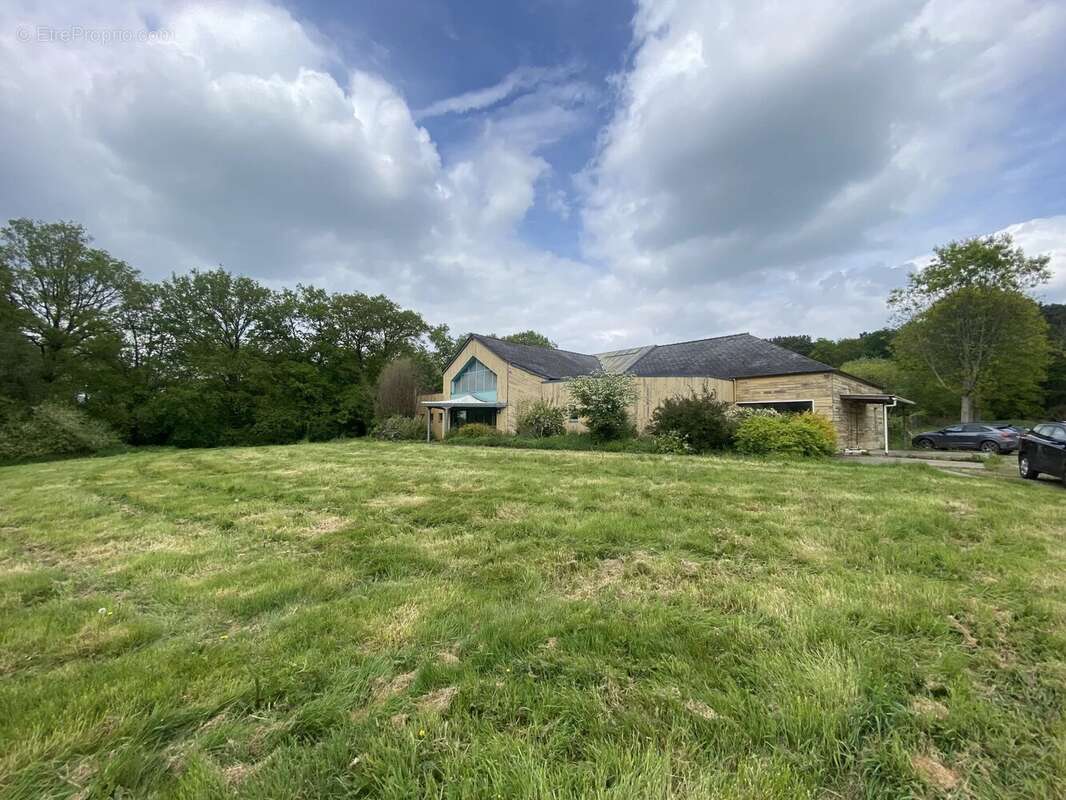 Maison à LES BRULAIS